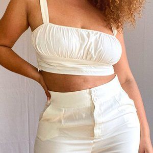 NWT WHITE RUCHED BUST DETAIL LONGLINE CROP TOP